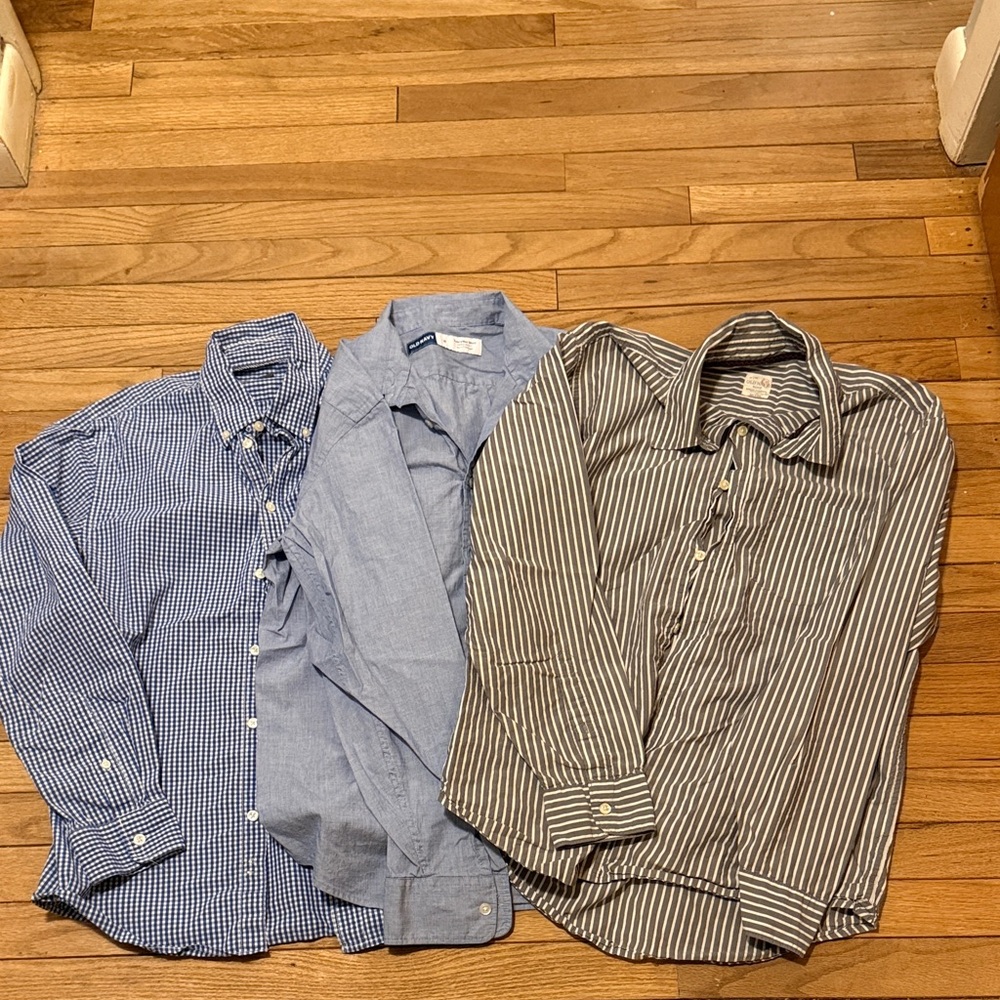 Men's Old Navy Classic Blue and Gray Button Down Shirt Trio
